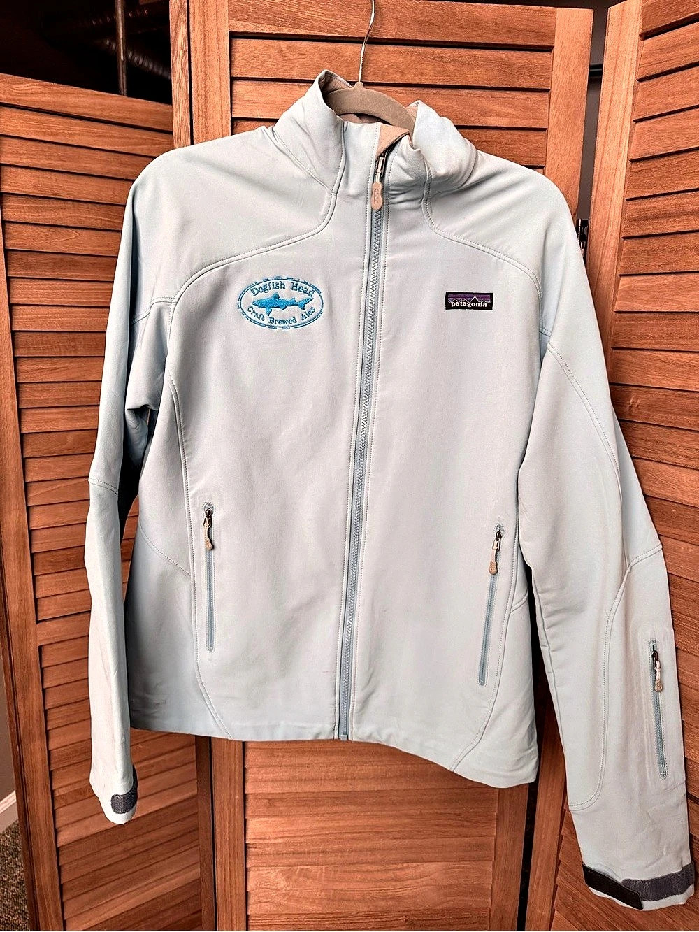 Patagonia Simple Guide Jacket Women’s L Dogfish Head Embroidered Softshell